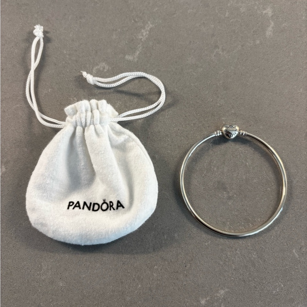 Pandora Silver Bangle with White Pouch
